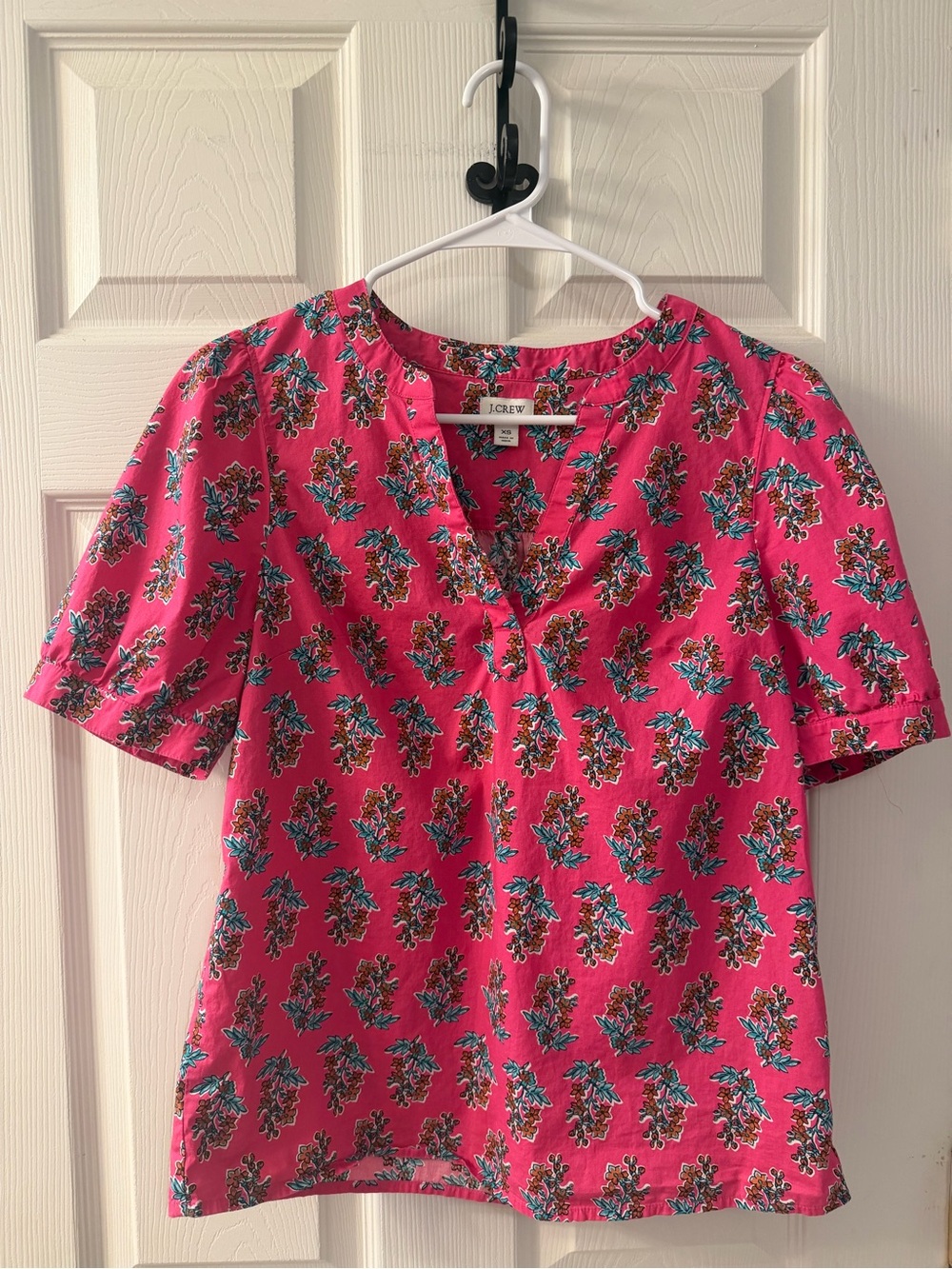 J. Crew Hot Pink Preppy Floral Feminine Puff Sleeve Split Neck Poplin Blouse XS - Picture 2 of 9